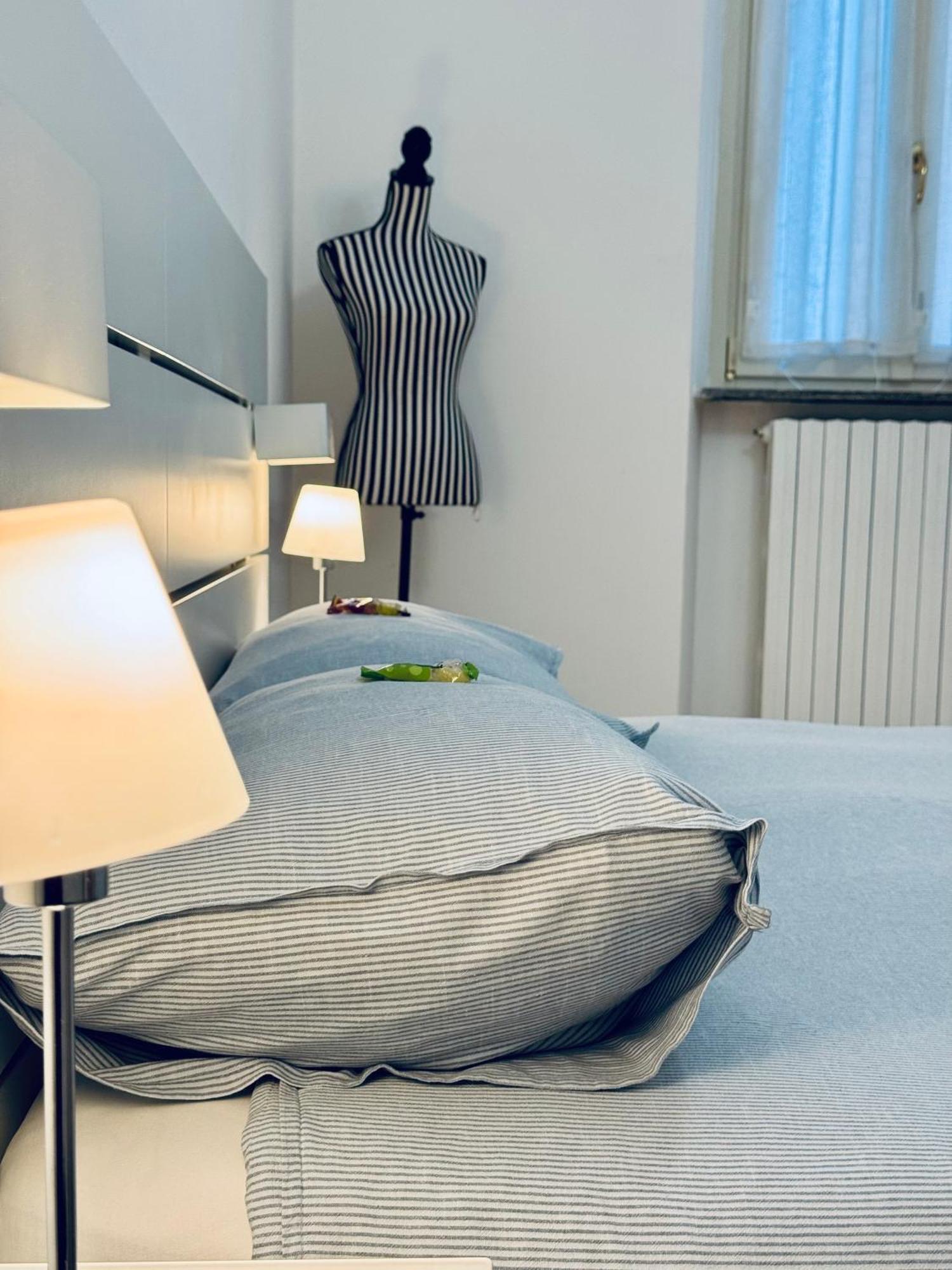Wanderlust Splendido Appartamento In Centro Pawia Zewnętrze zdjęcie