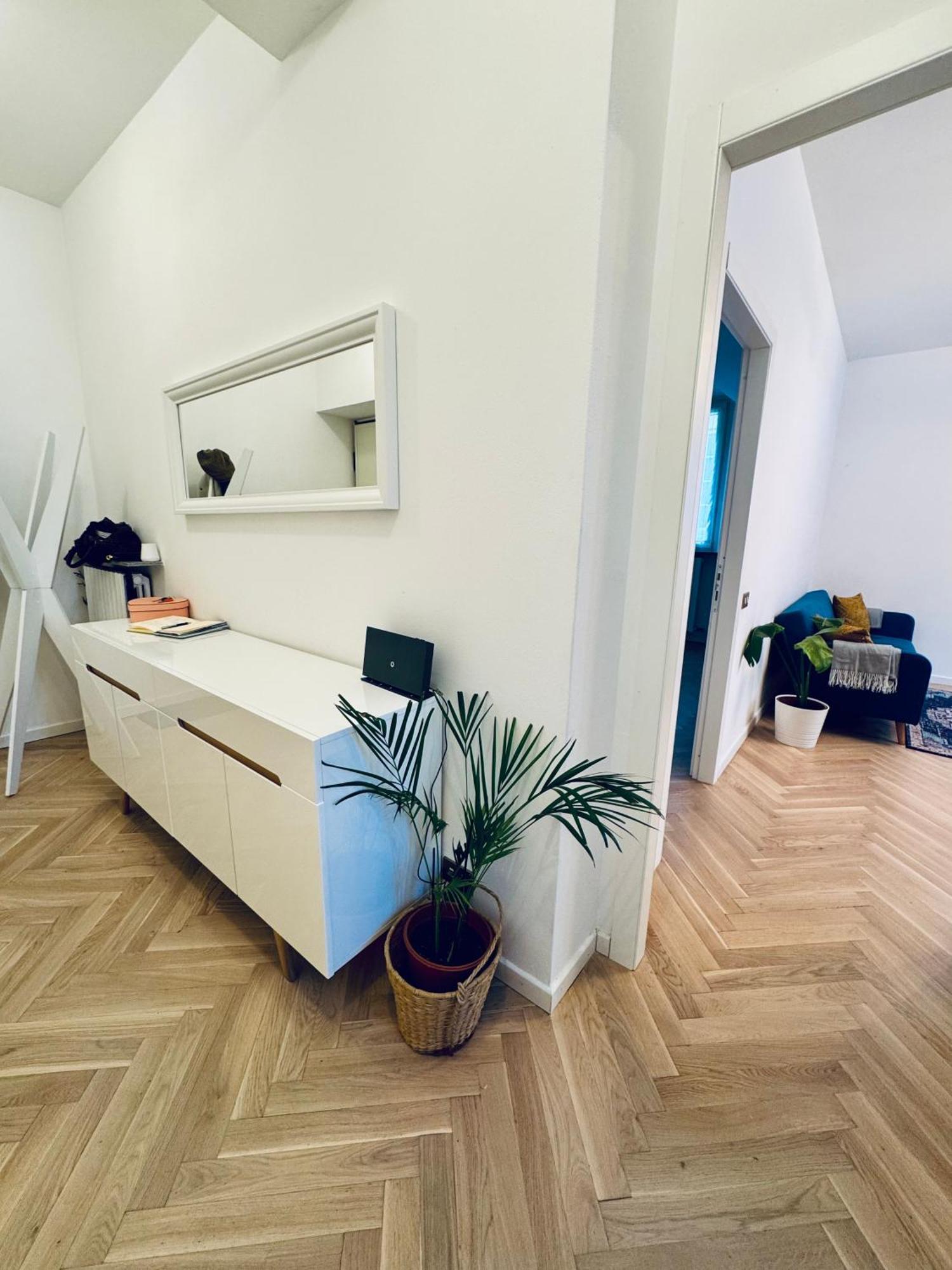Wanderlust Splendido Appartamento In Centro Pawia Zewnętrze zdjęcie
